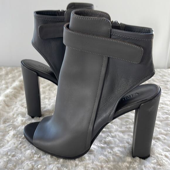 Vince Leather Ankle Boots Peep-Toes Gray Size 10M - Picture 1 of 14